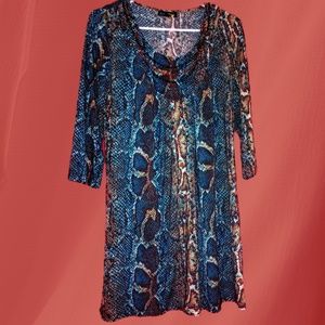 Mechant Women's Abstract Animal Print Tunic
